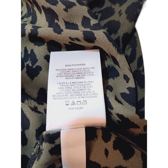 NEW EXPRESS Draped V-Neck Blouse Top Medium Green Black Animal Print Career Work - Picture 7 of 9